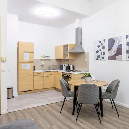Appartamento Charming Center W' 2 Bedrms In The Gozsdu Garden Budapest
