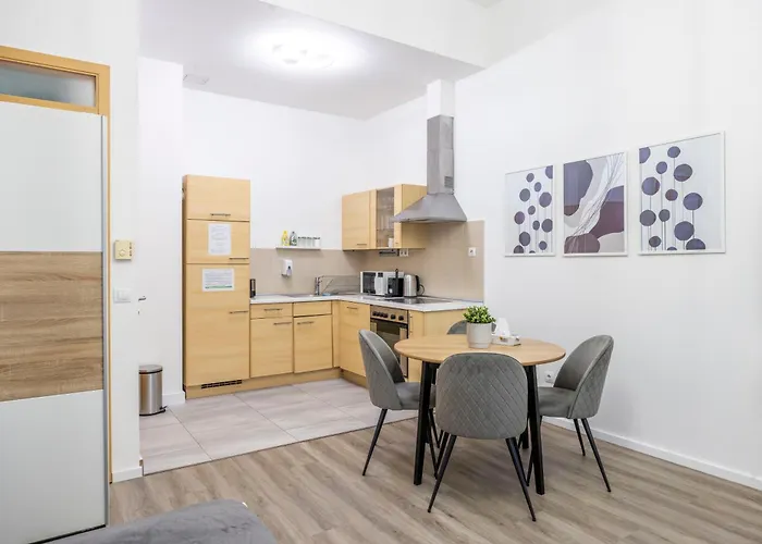 Apartment Charming Center W' 2 Bedrms In The Gozsdu Garden Budapest