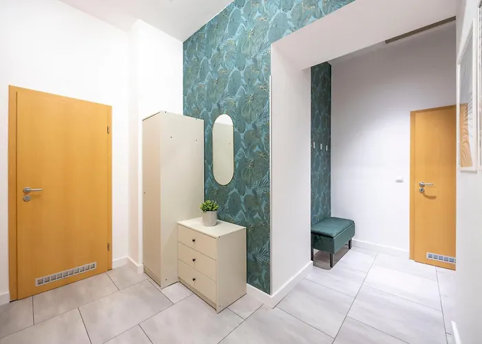 Apartment Charming Center W' 2 Bedrms In The Gozsdu Garden